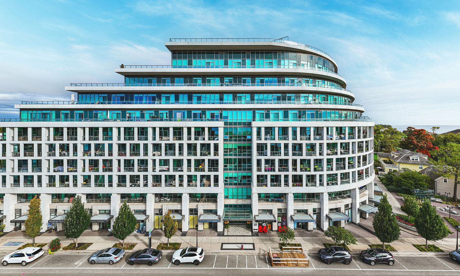 The Shores Condos exterior