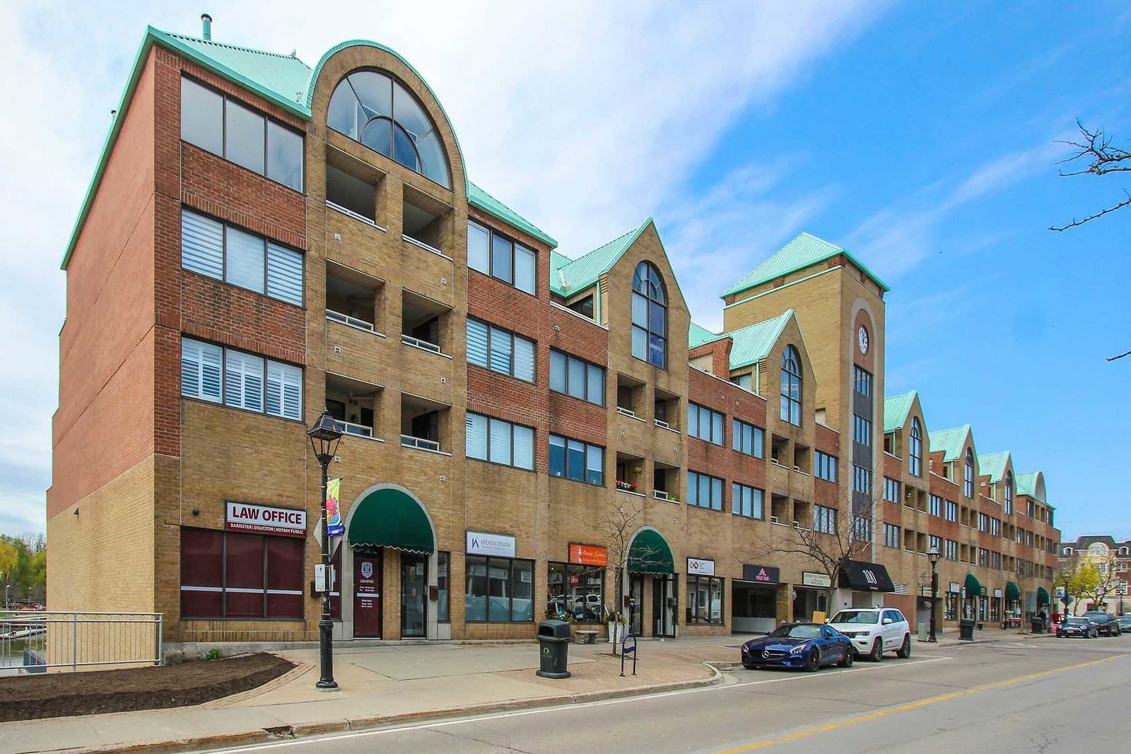 Stoneboat Quay Condos condo