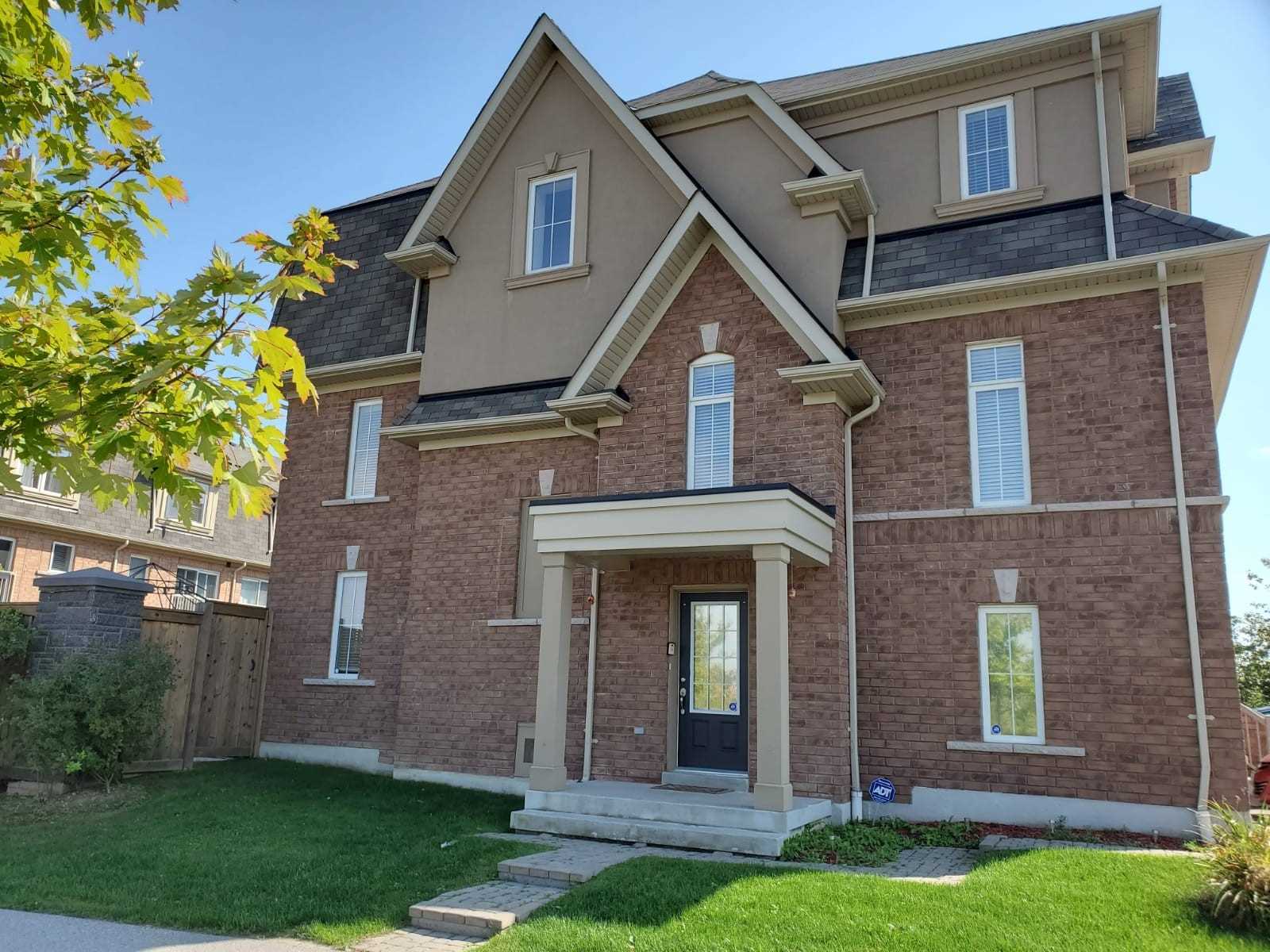 2 Burtonbury Lane Townhomes condo