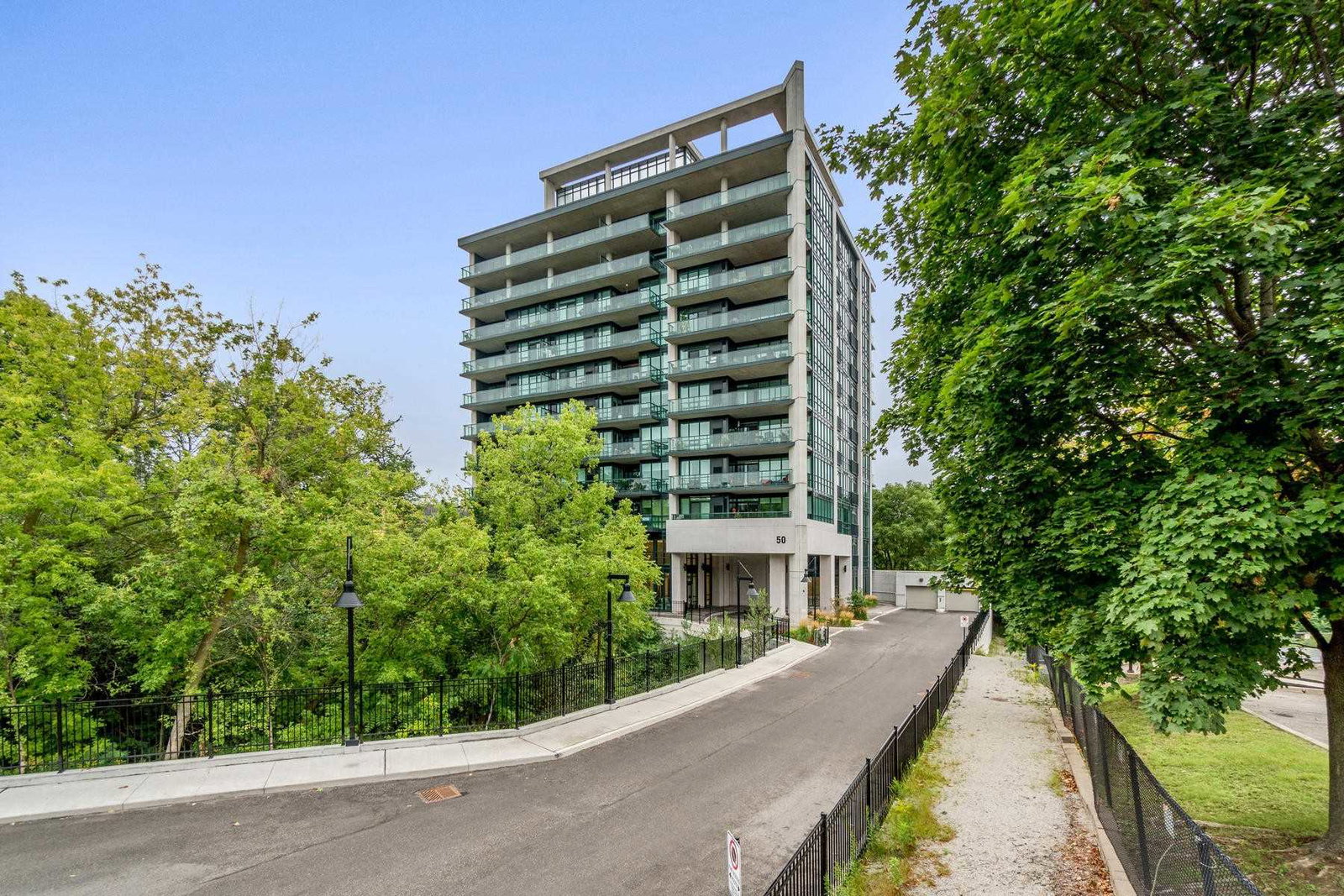 Georgetown Terraces Condos exterior