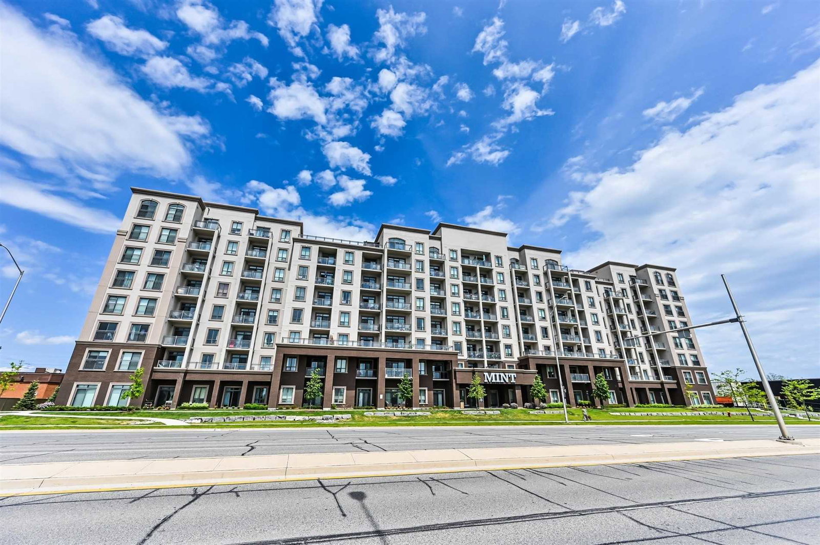 Mint Condos exterior