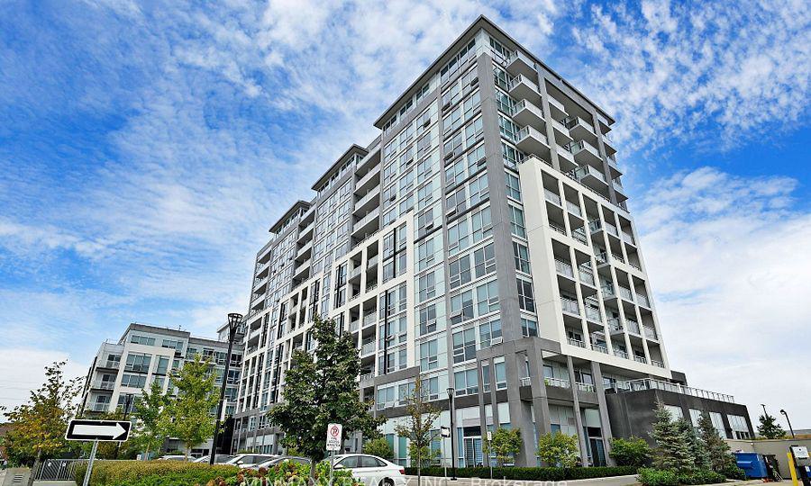Art on Main Condos exterior