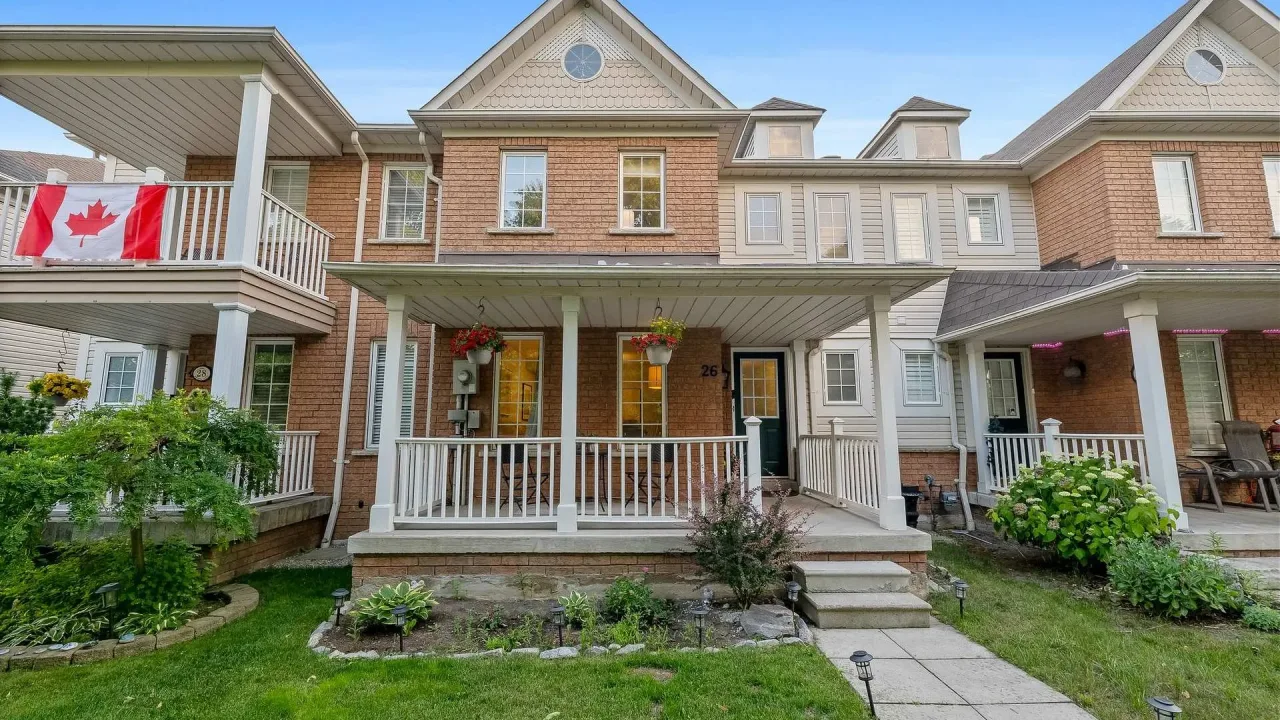 Bayside Gate Townhomes condo