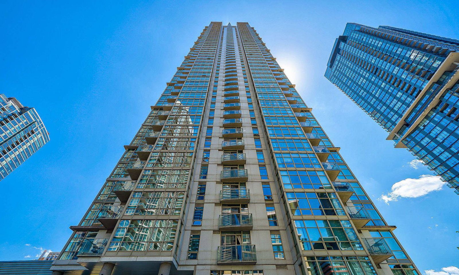 Harbour View Estates II Condos exterior