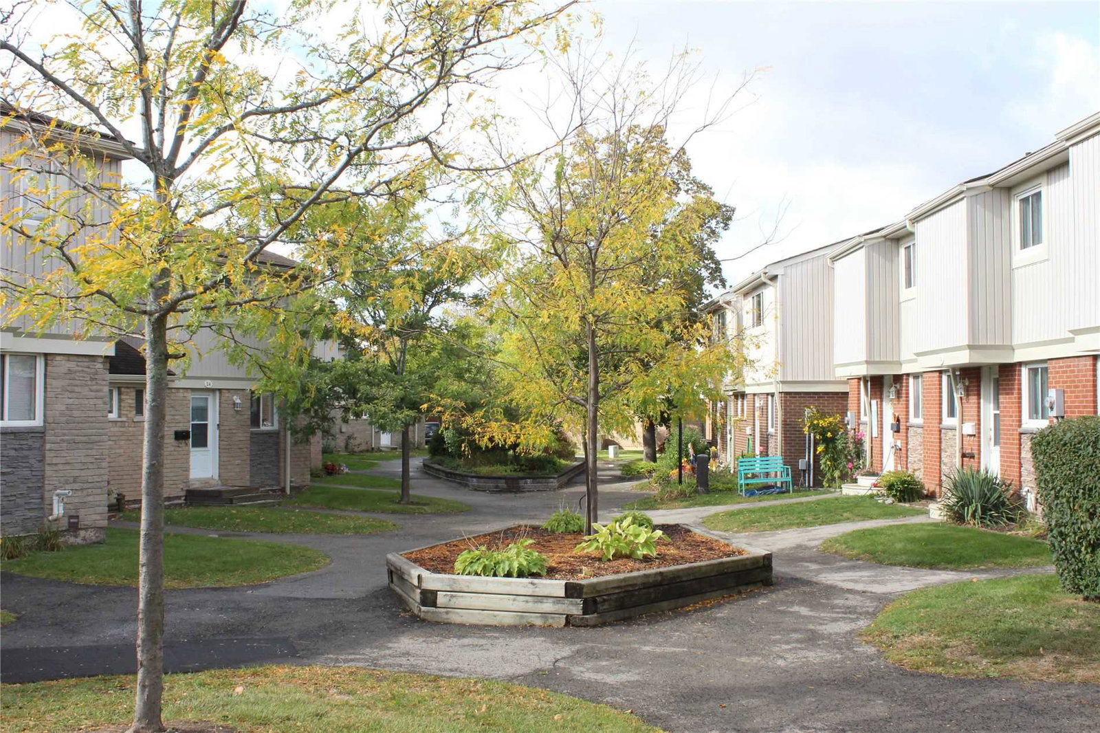 561 Childs Drive Townhomes exterior