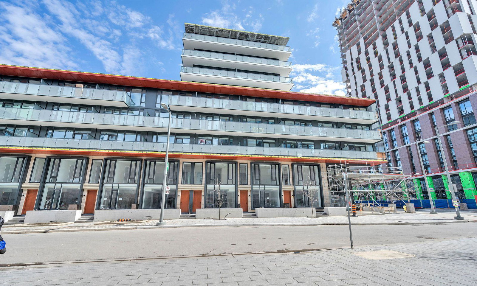Canary Commons condo
