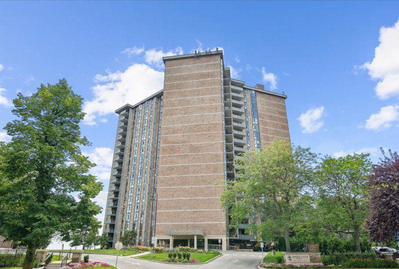 Admiral's Walk Condos condo
