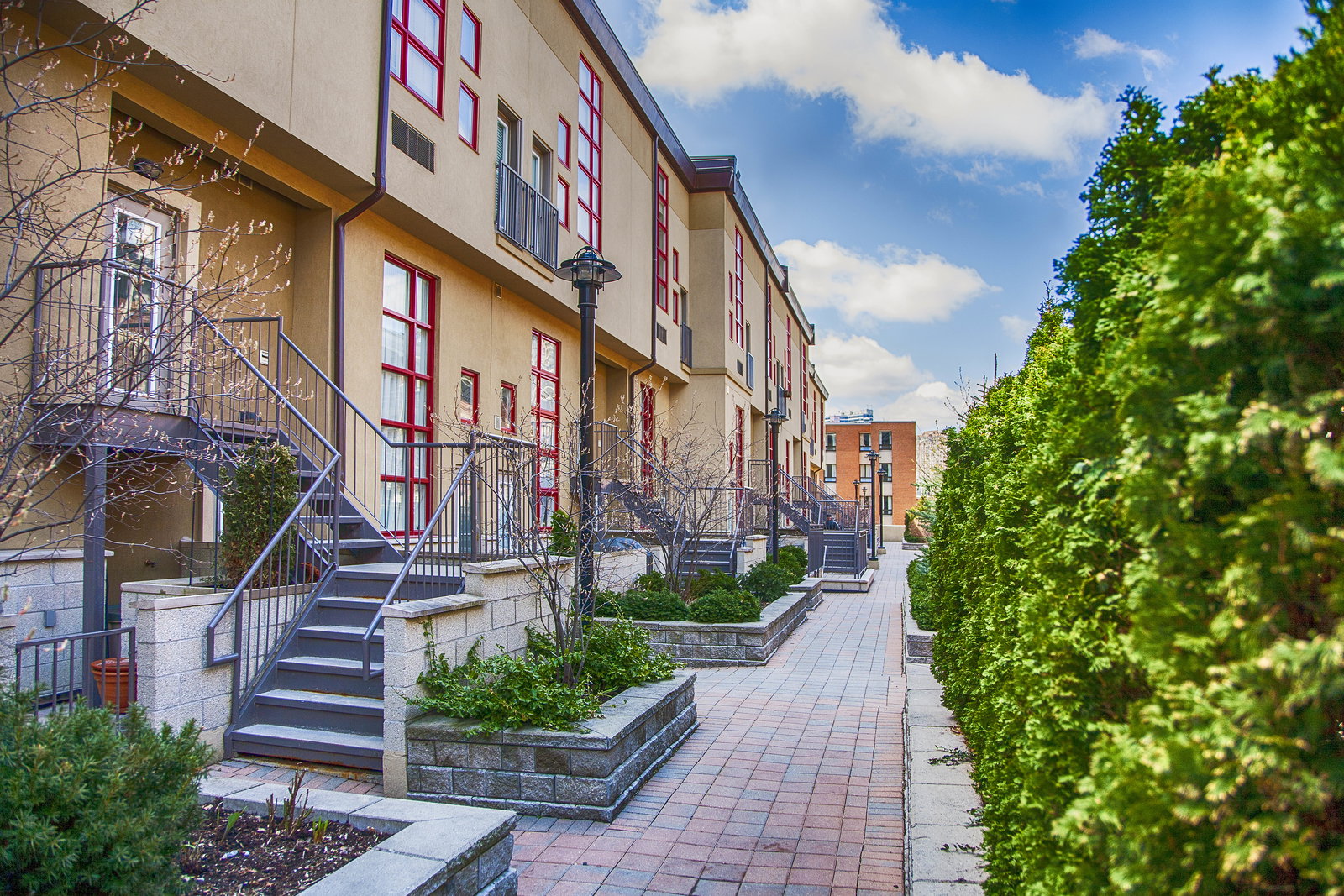 Earl Lofts exterior