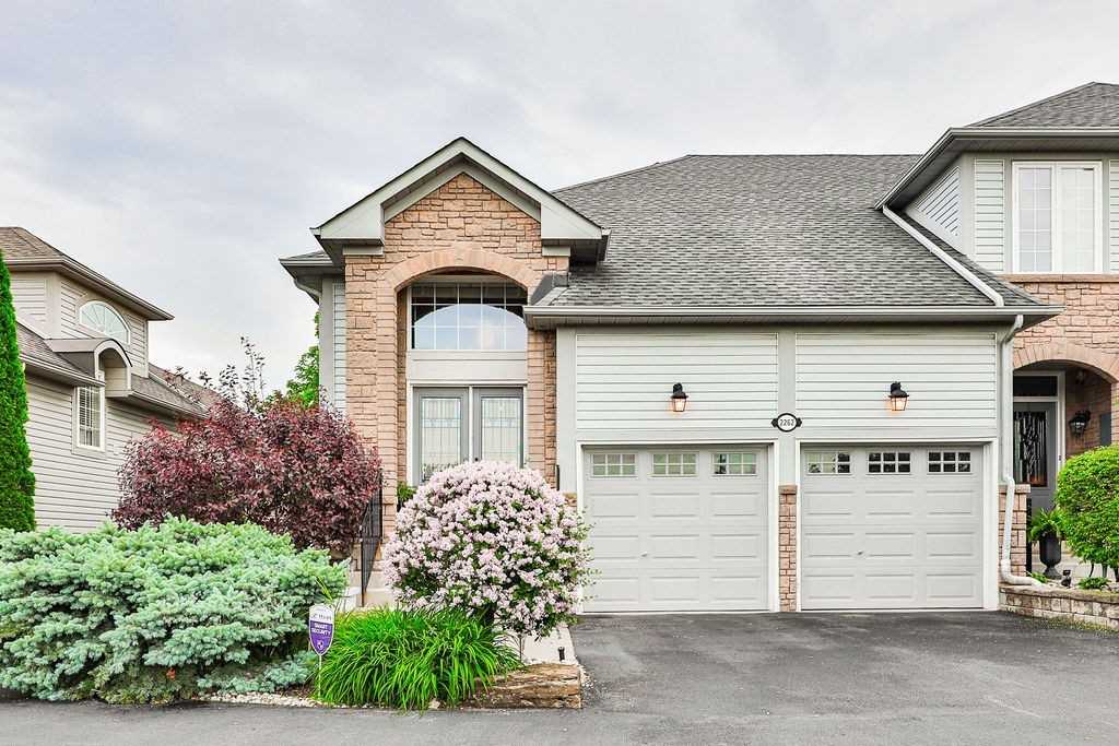 Tanglewood in Millcroft condo
