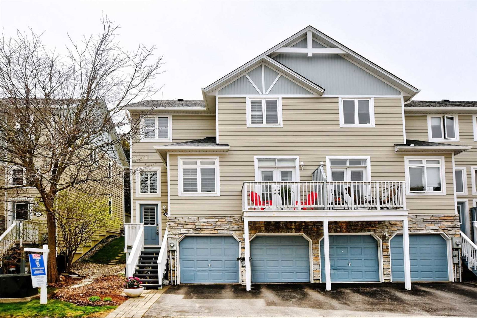 On Bogart Pond Townhomes condo