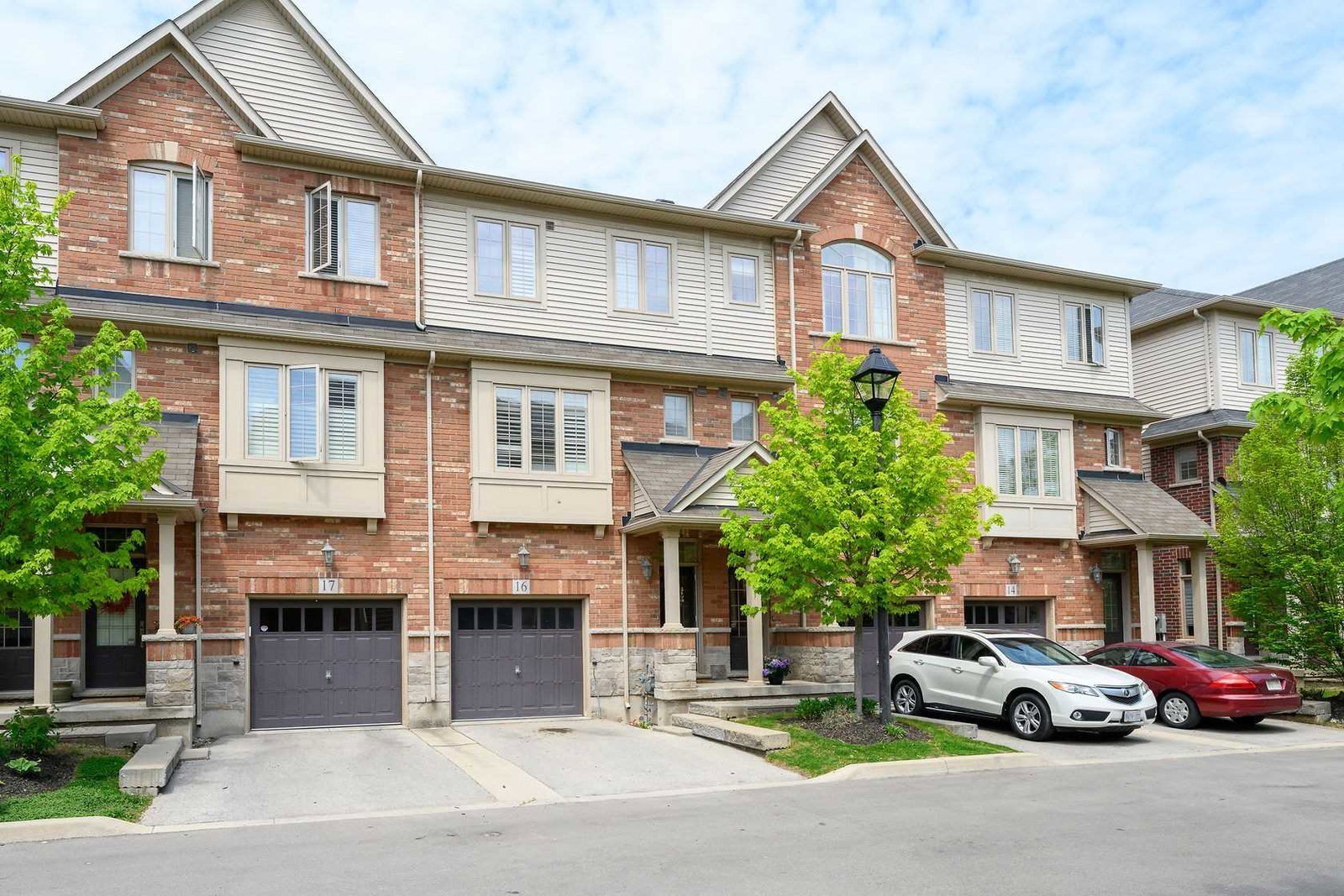 4165 Upper Middle Road Townhomes condo