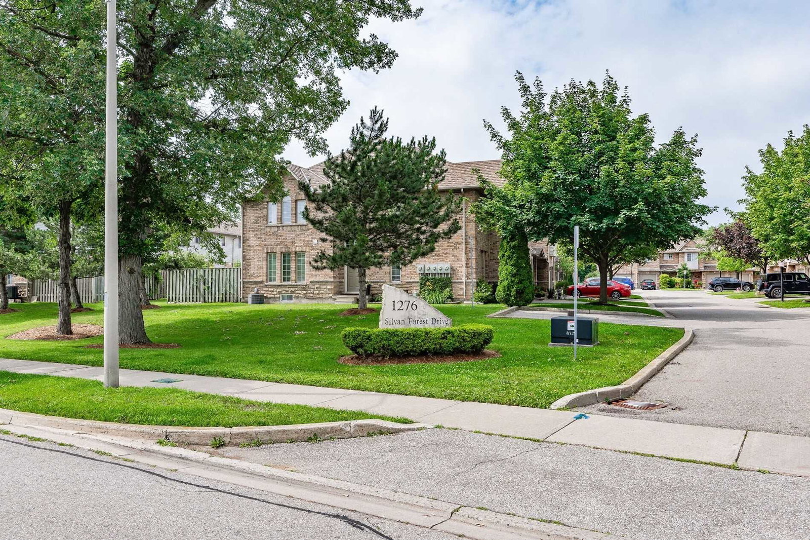 1276 Silvan Forest Drive Townhomes exterior