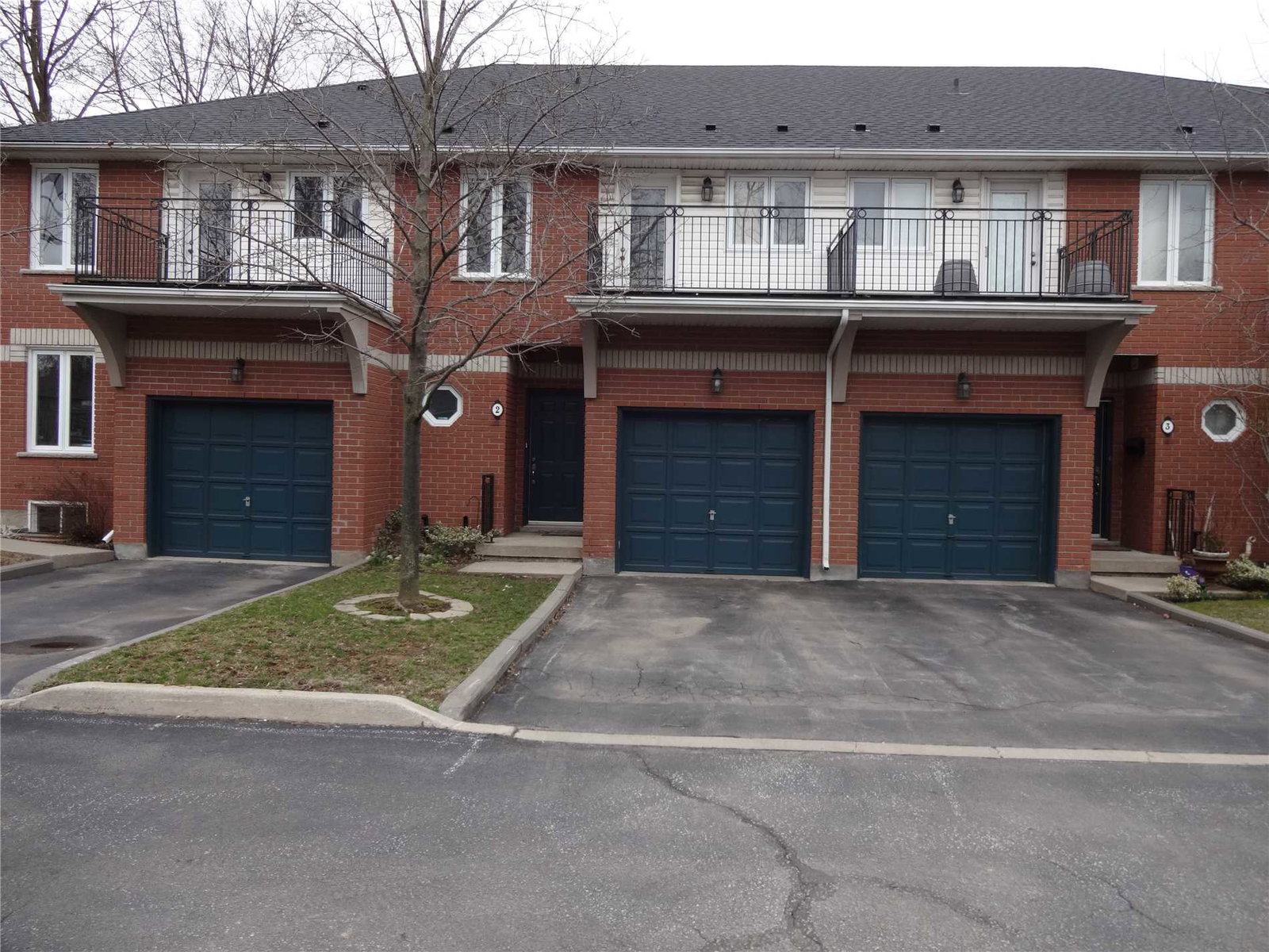 Walkers Point Townhomes exterior