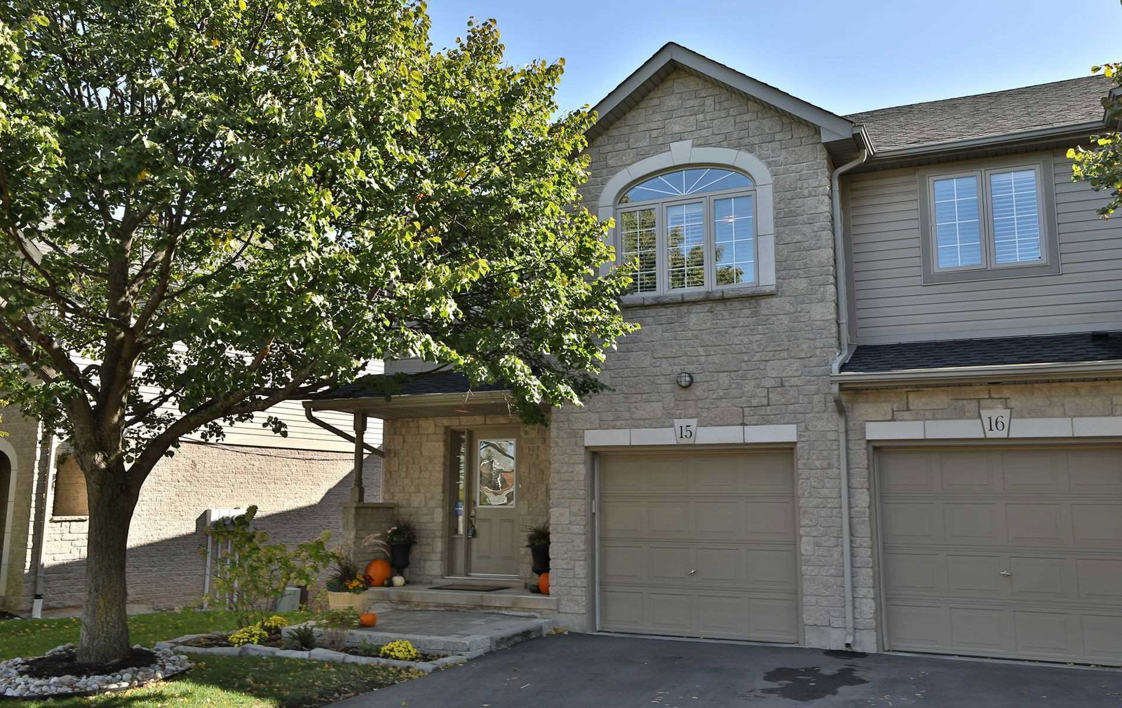 2110 Headon Road Townhomes condo