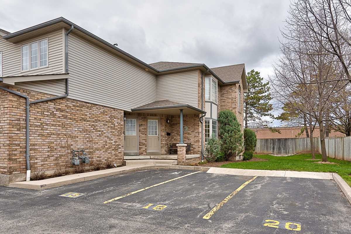 705 Cumberland Avenue Townhomes exterior