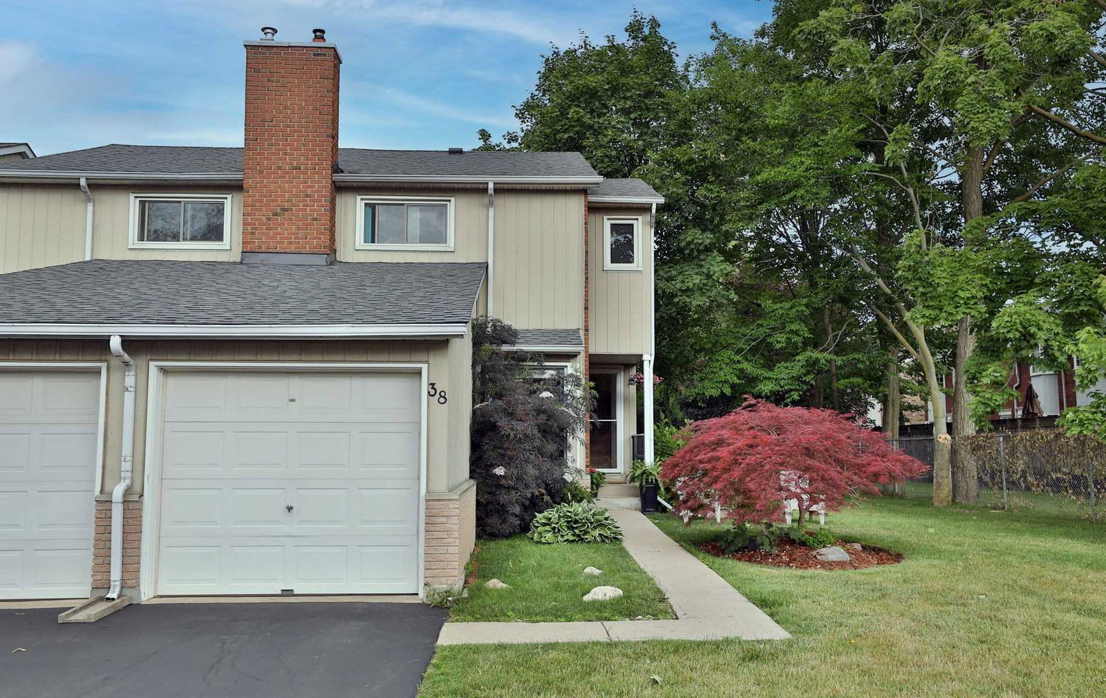 Woodward Village Townhomes condo