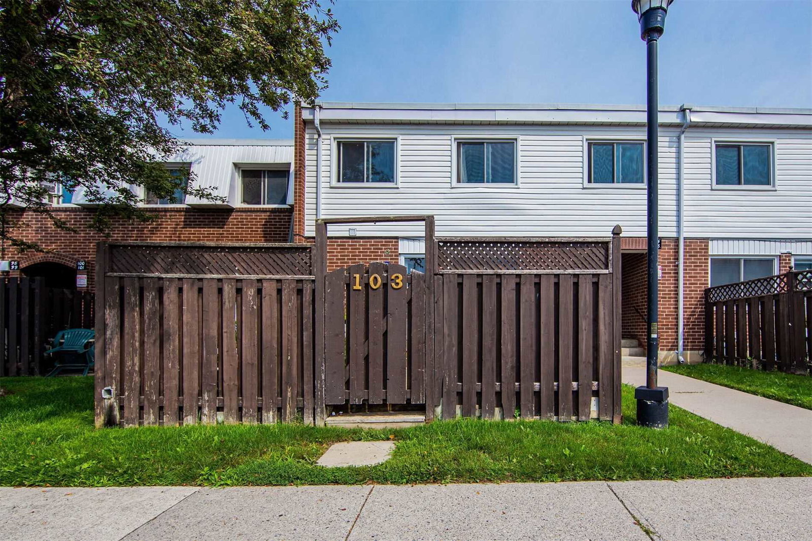 1010 Glen Street Townhomes condo