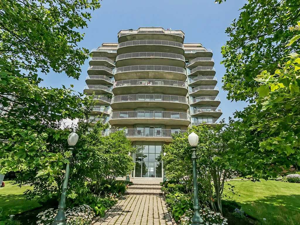 Lakepoint Condos condo