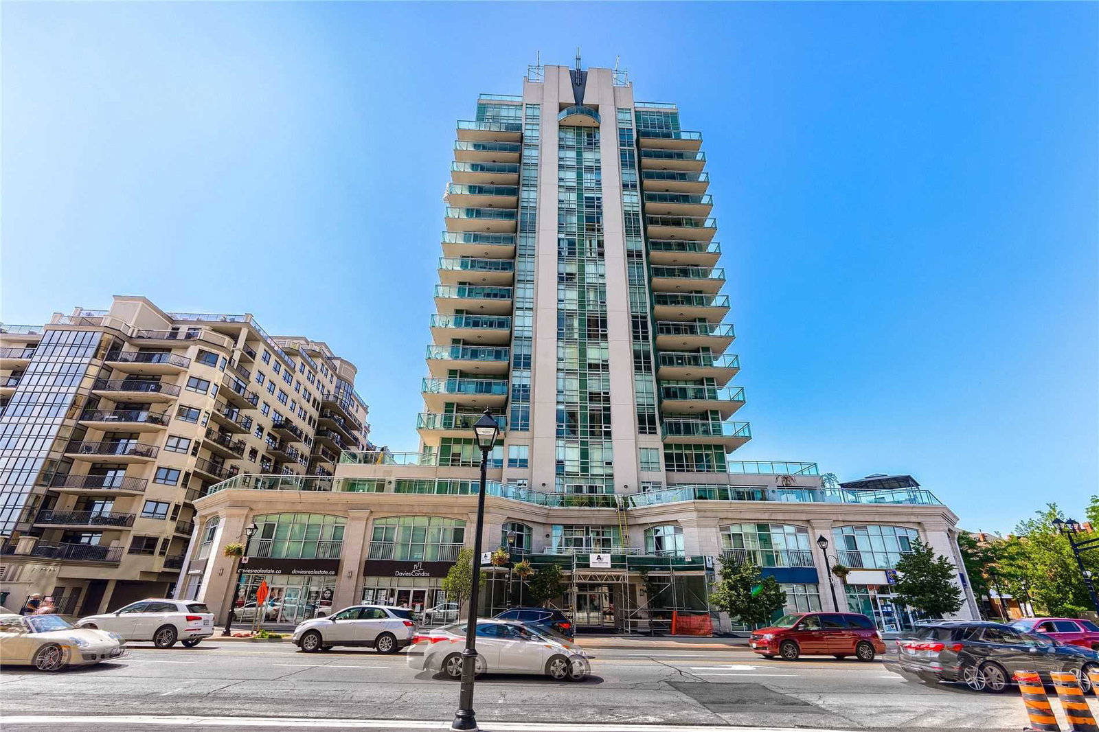360 On Pearl Condos exterior