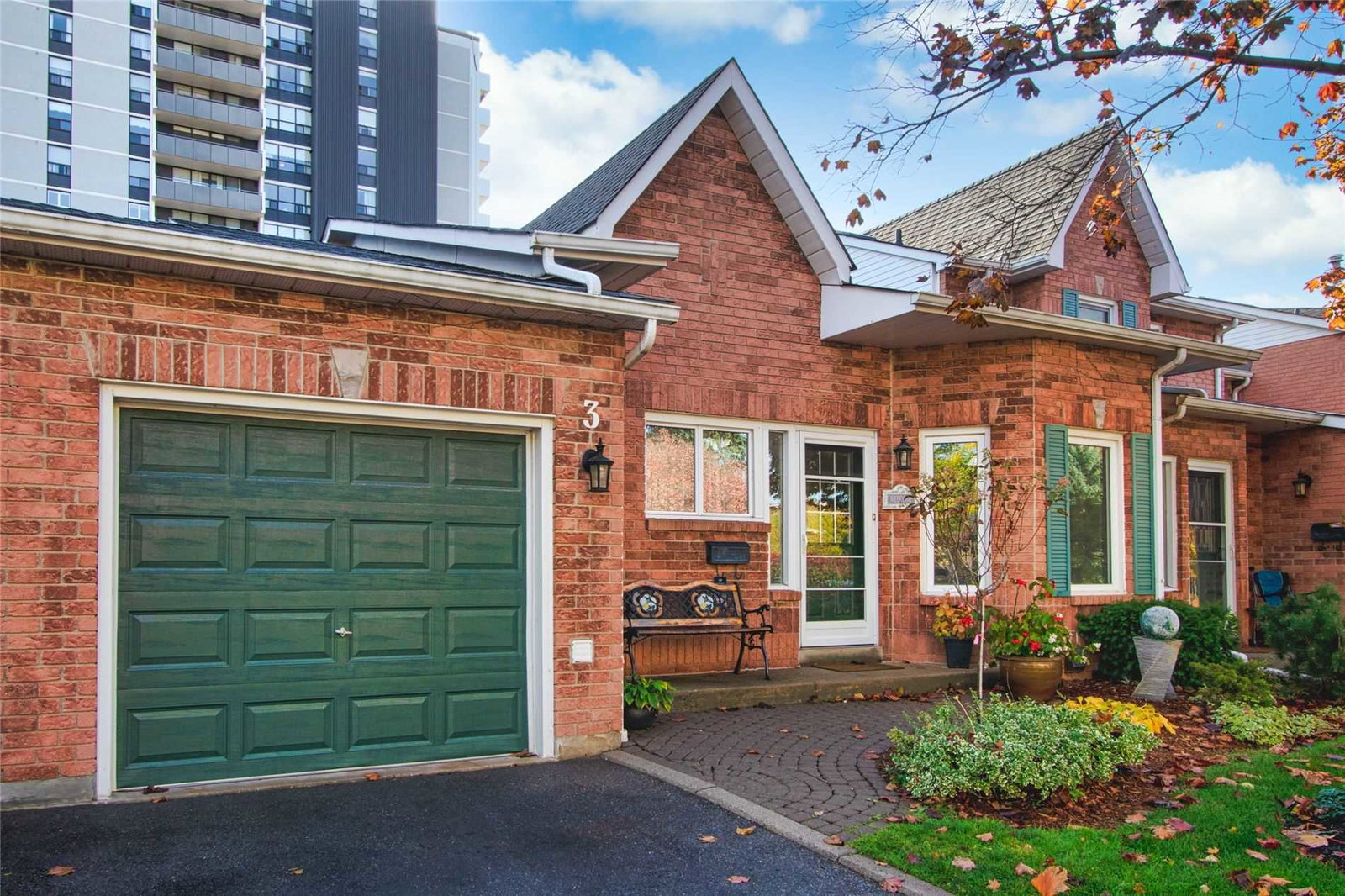 2155 Duncaster Drive Townhomes exterior