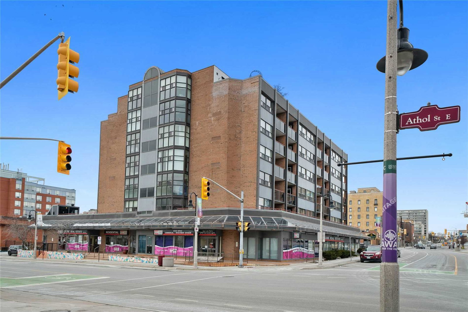 Athol Place Condos exterior