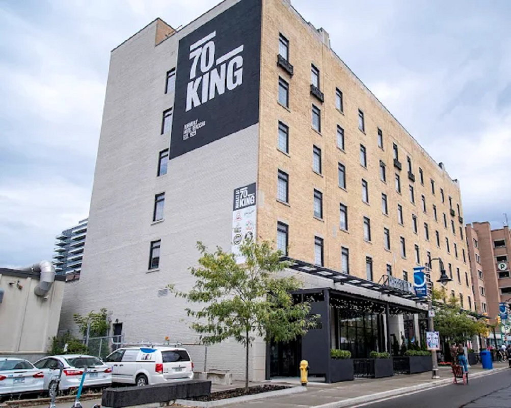 70 King condo