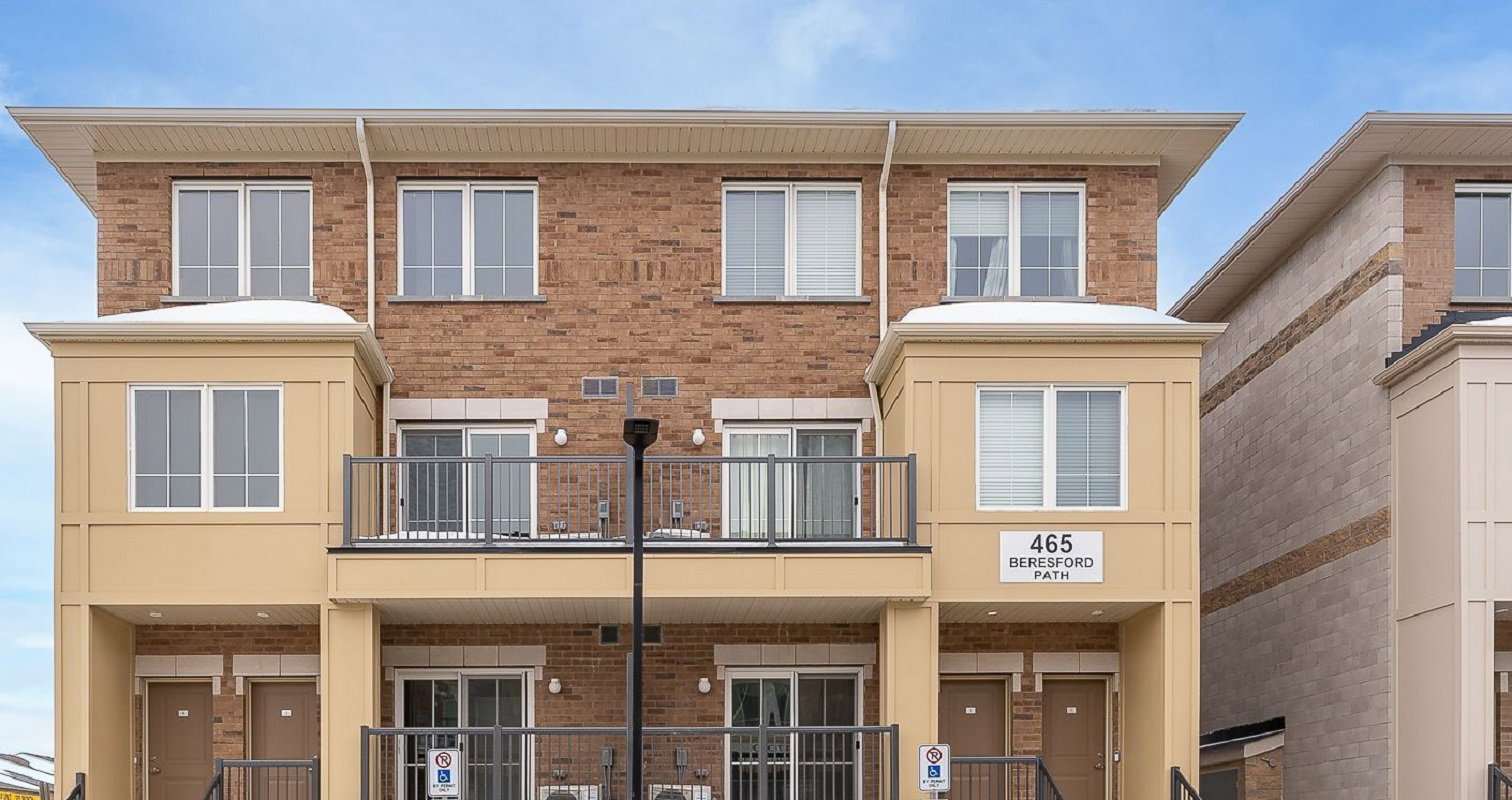 465 Beresford Path exterior