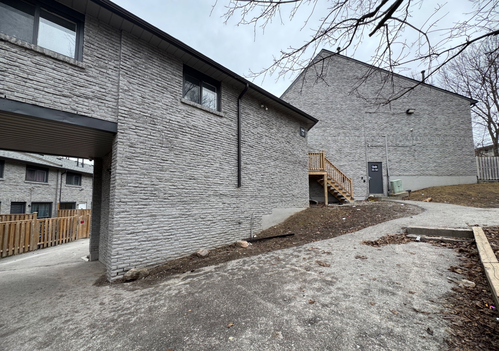 477 Dean Avenue exterior