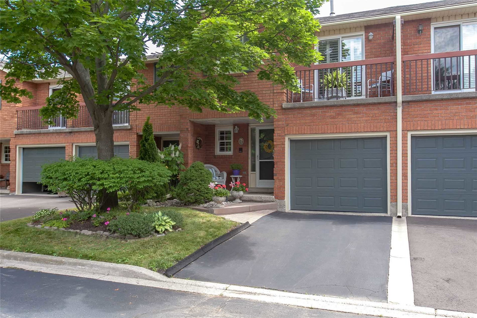 The Enclave Townhomes exterior