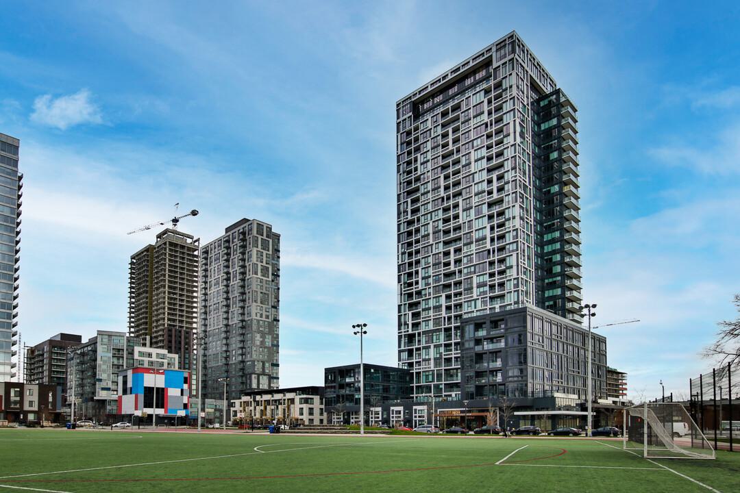 EVOLV Apartments exterior