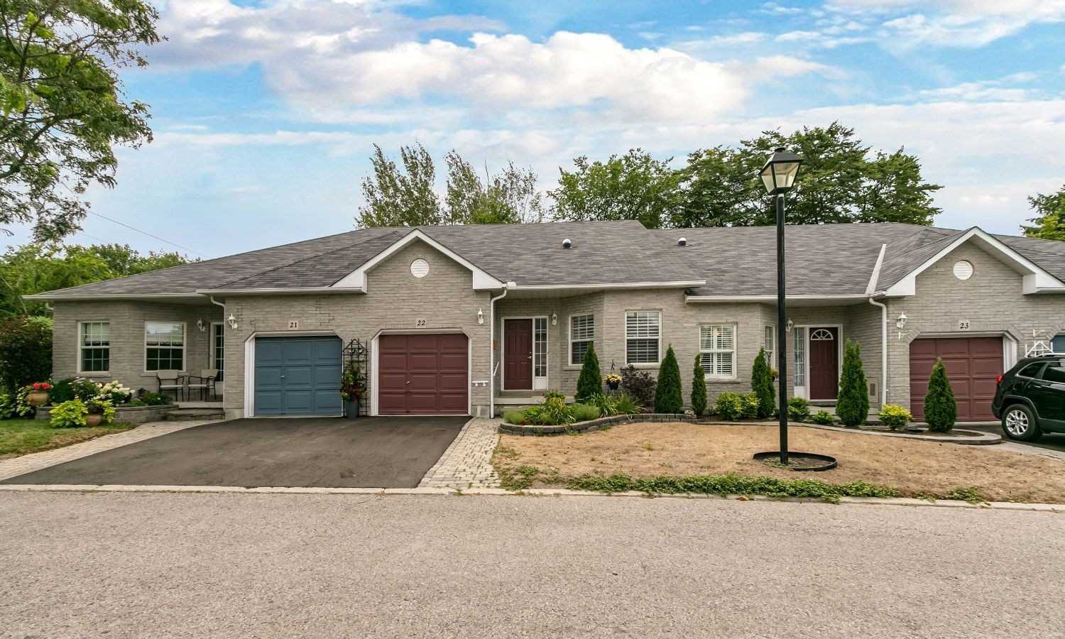 Camelot Townhomes condo