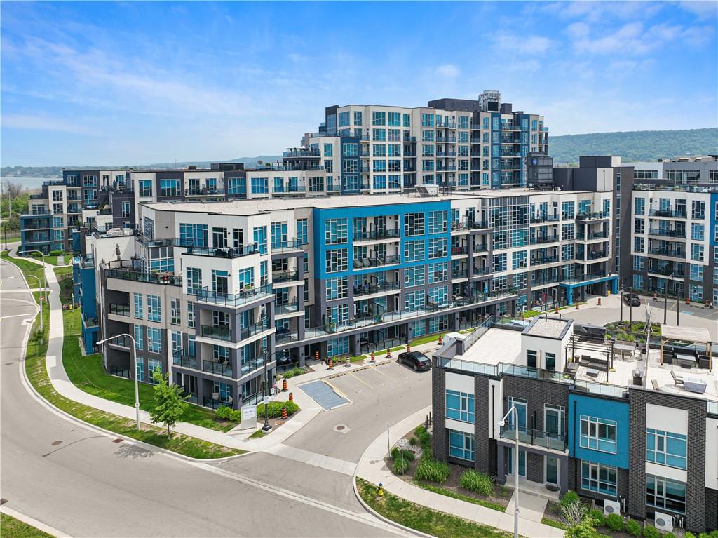 AquaBlu Condos exterior