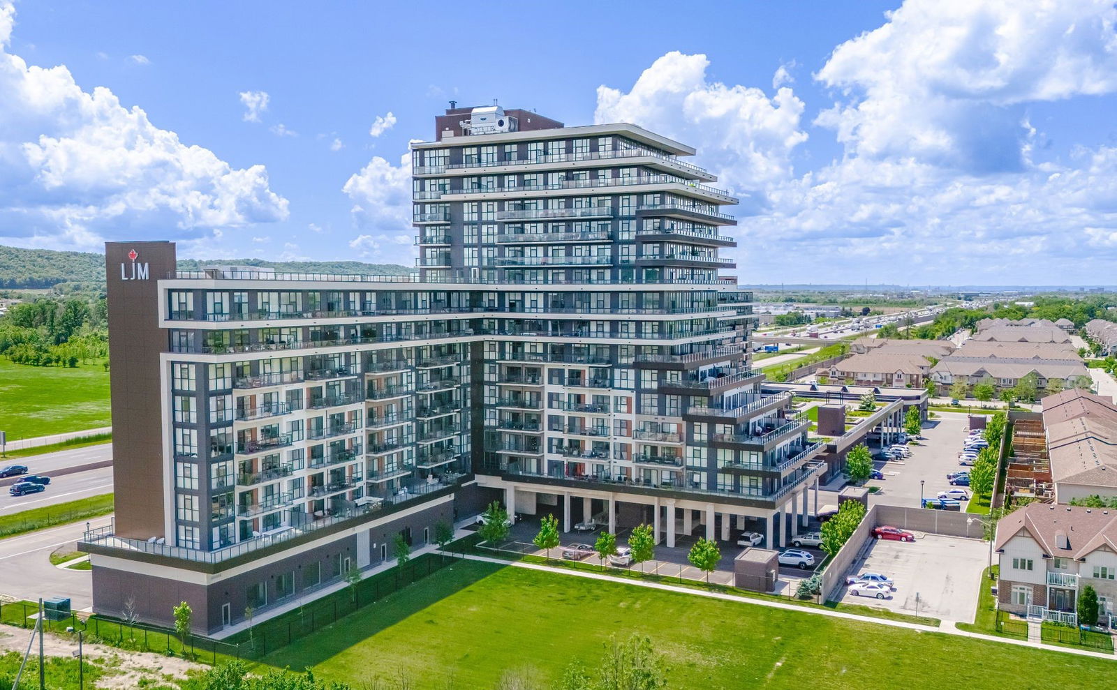 LJM Waterview Condominiums Grimsby condo