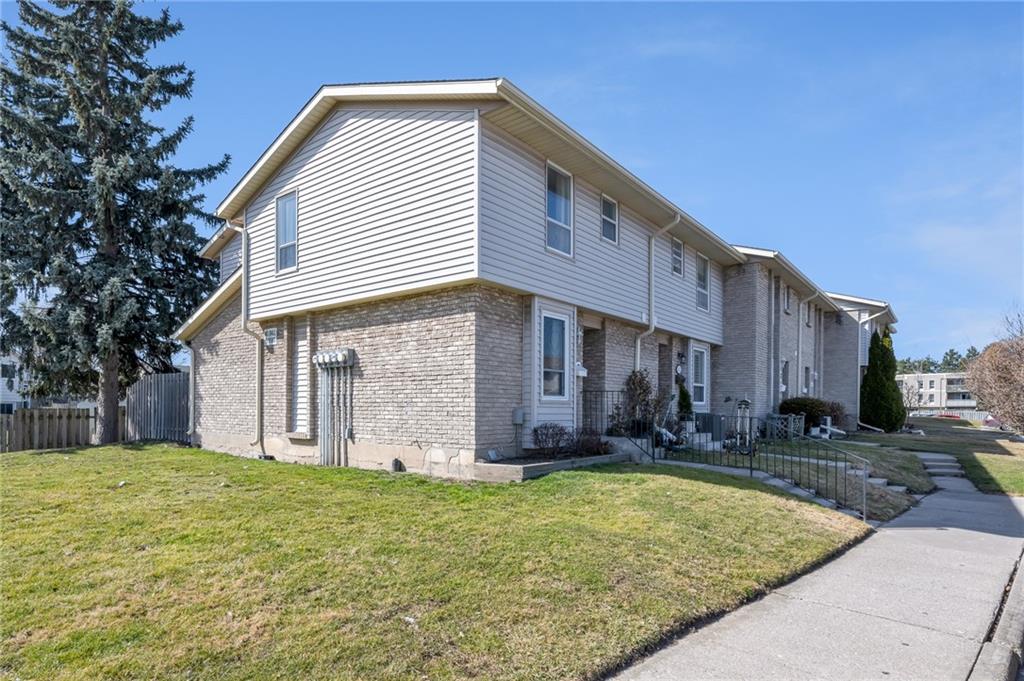 242 Lakeport Road exterior
