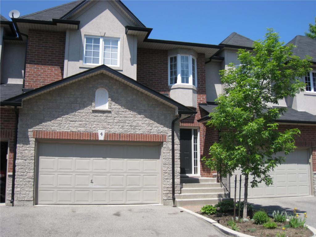 97 Sunvale Place Townhomes exterior