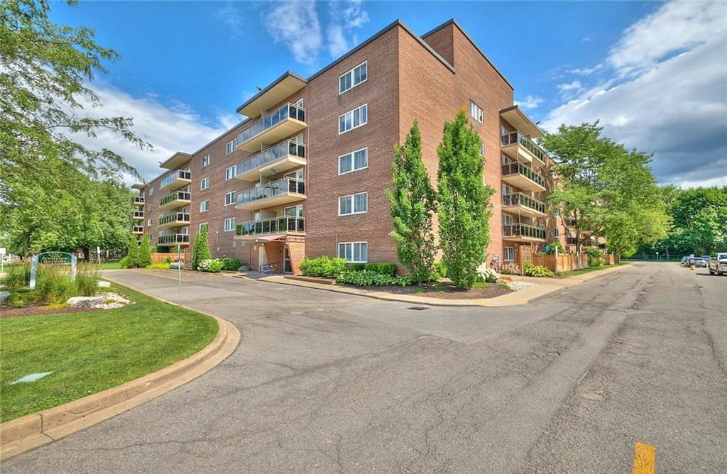 Scottview Gardens exterior