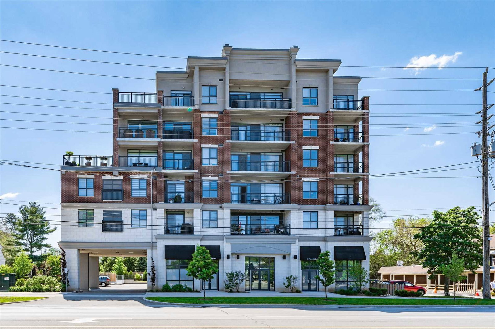 Seasons Condominiums exterior