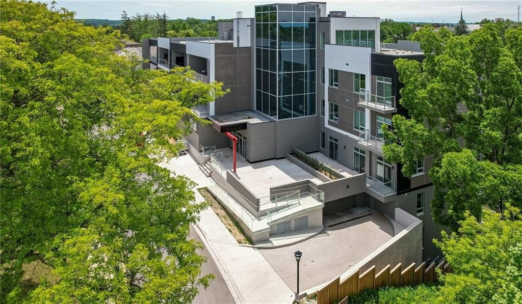 77 Yates Street condo
