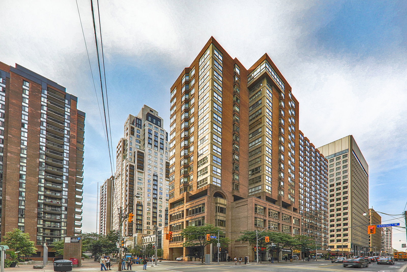 1132 Bay St exterior