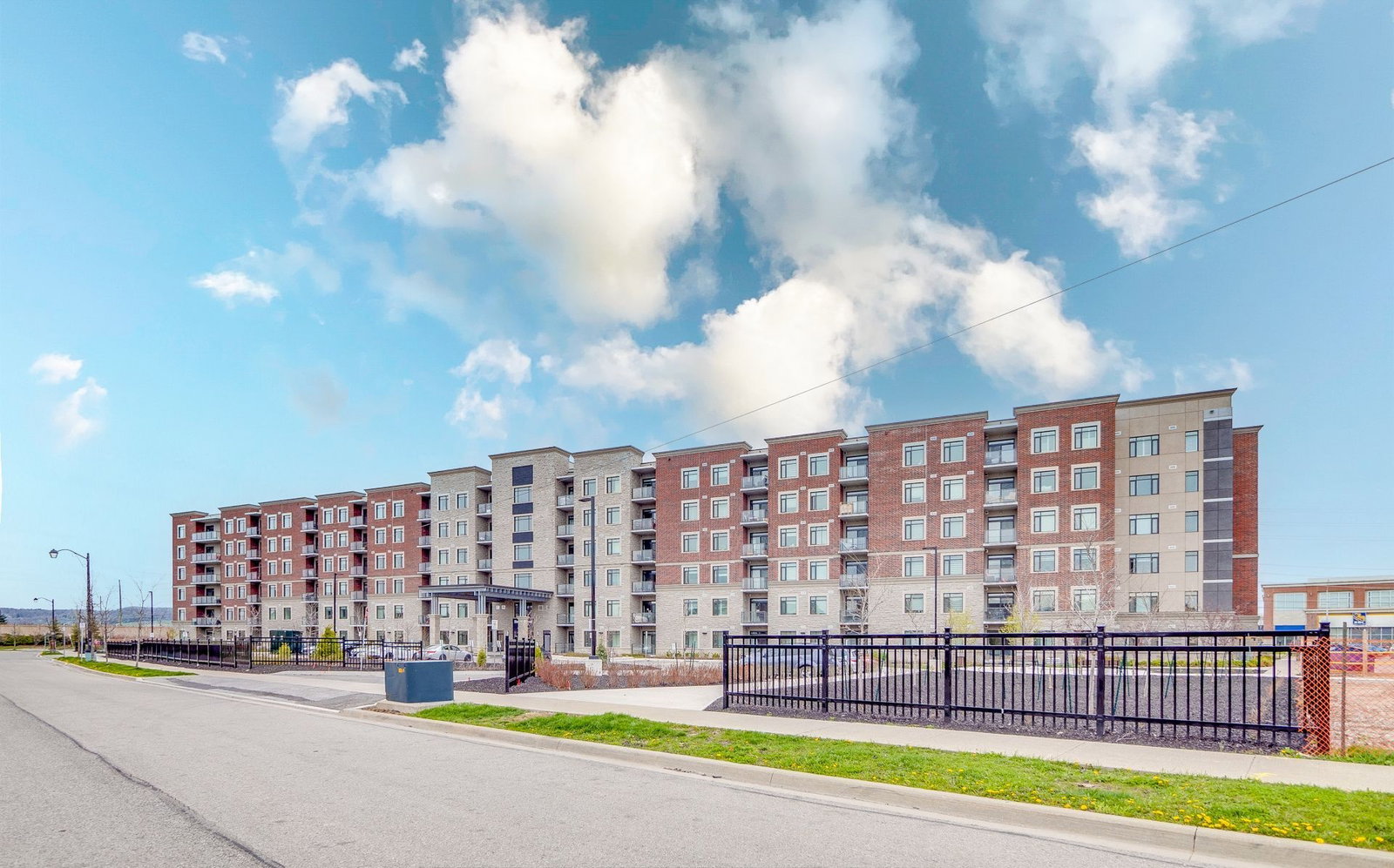 Bronte West condo