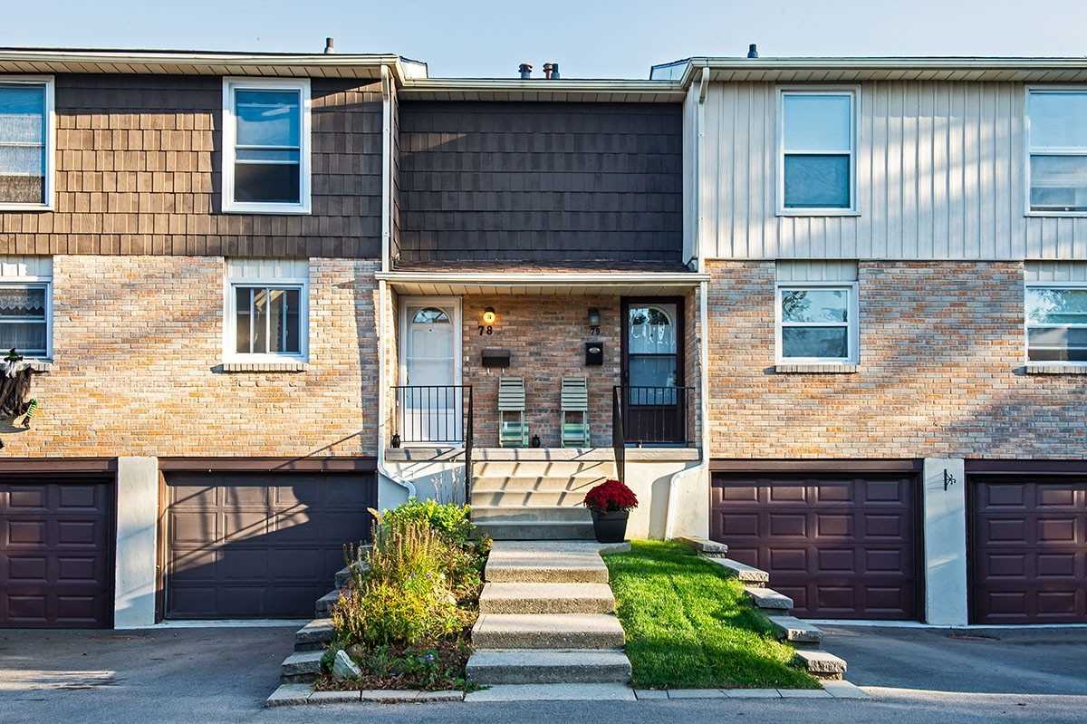 Glenval Estates Townhomes exterior