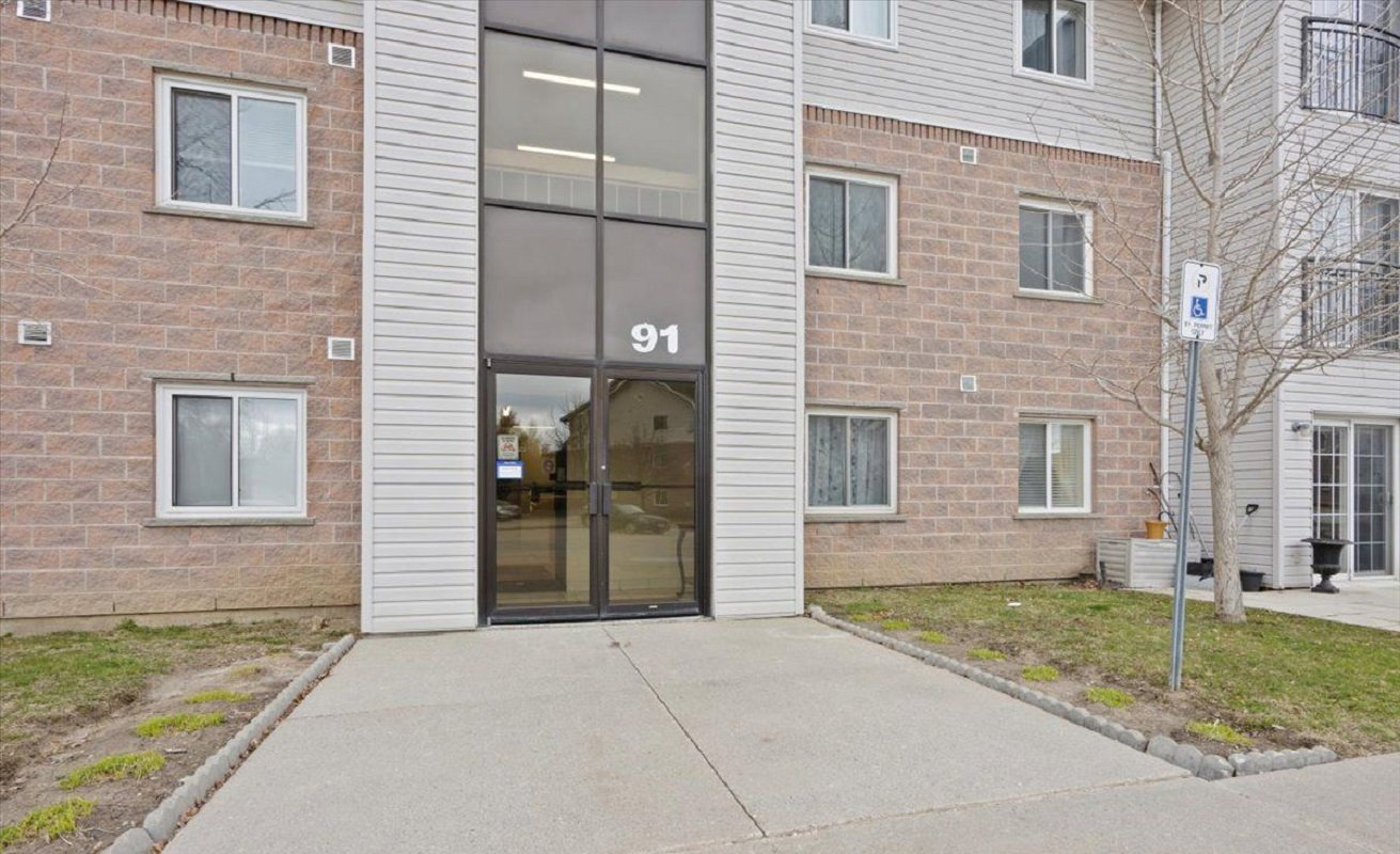91 Aspen Springs Drive Condos exterior