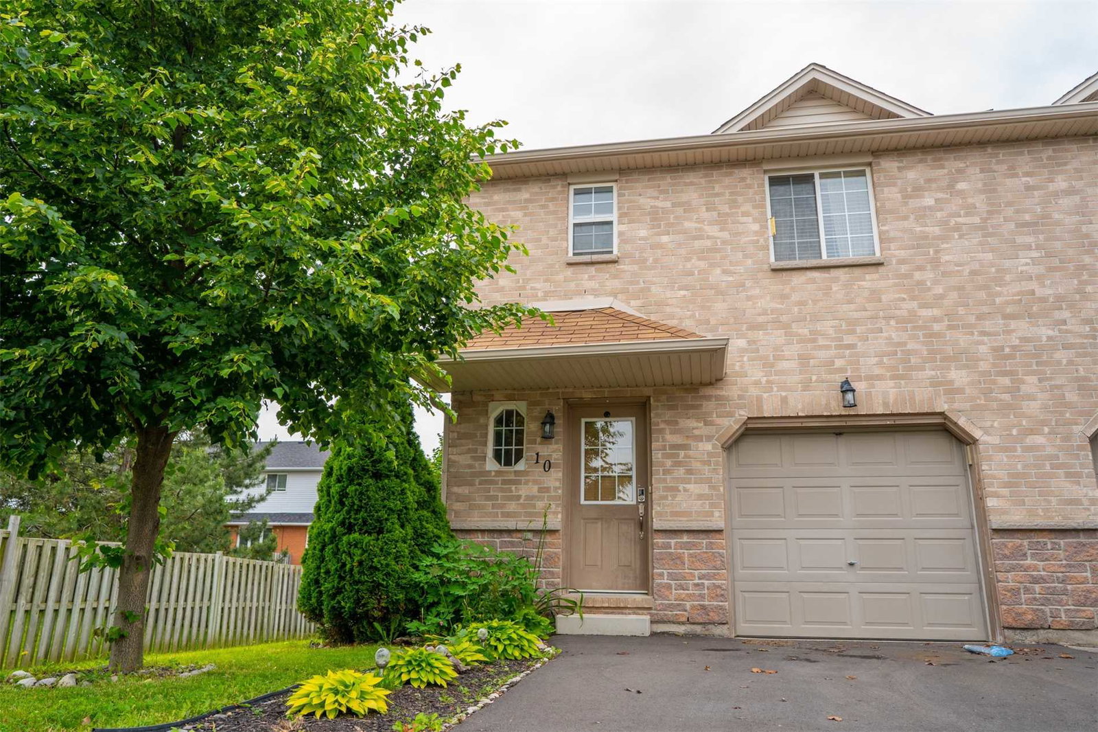 Highland Park Estates Townhomes condo
