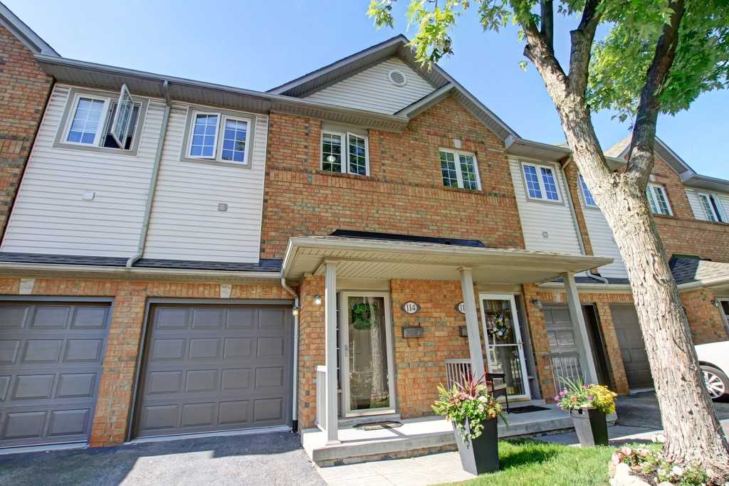 100 Beddoe Drive Townhomes exterior