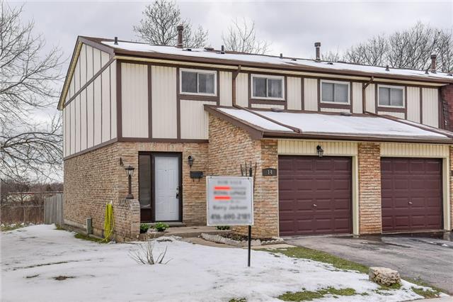 300 Rexford Drive exterior