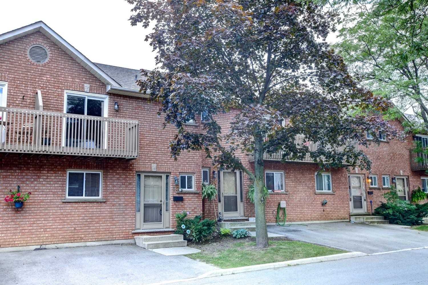 1475 Upper Gage Townhomes exterior