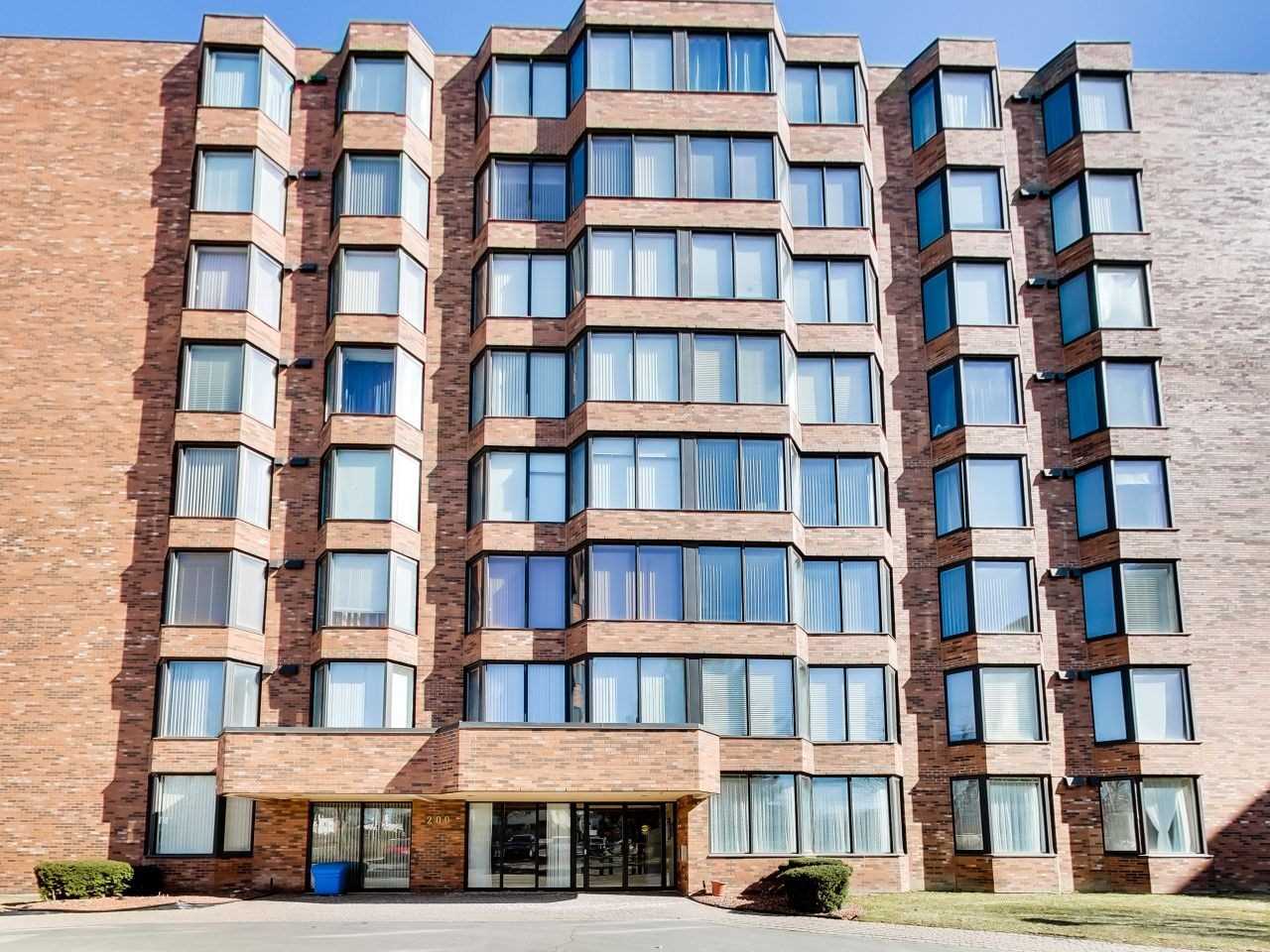 200 Limberidge Road West Condos condo
