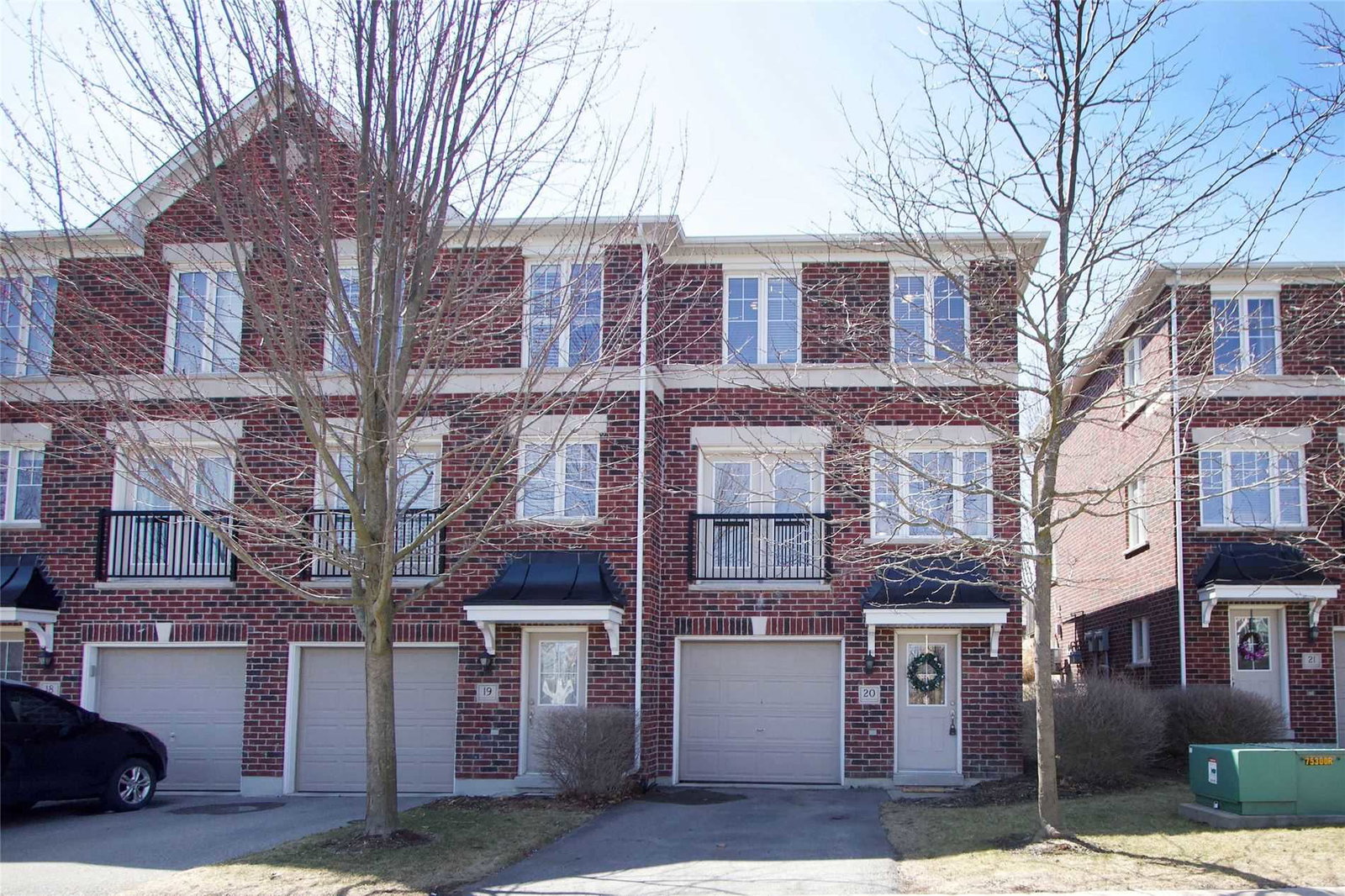 571 Longworth Townhomes condo