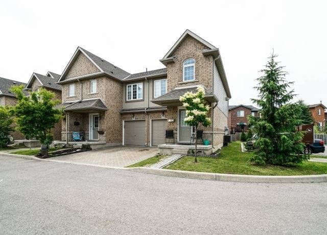 1540 Upper Gage Townhomes exterior