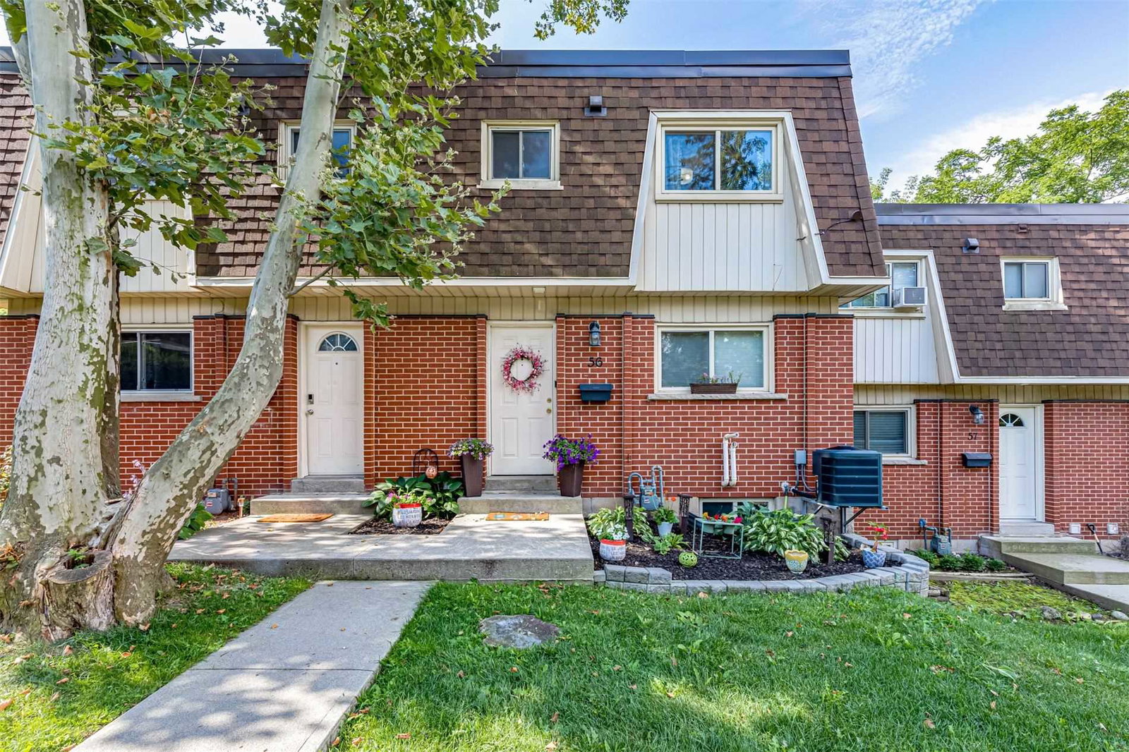 125 Bonaventure Townhomes condo